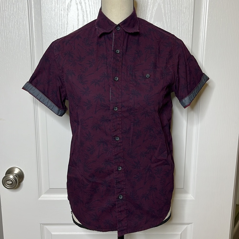 Distortion boys, medium 10–12 collard palm tree buttoned shirt